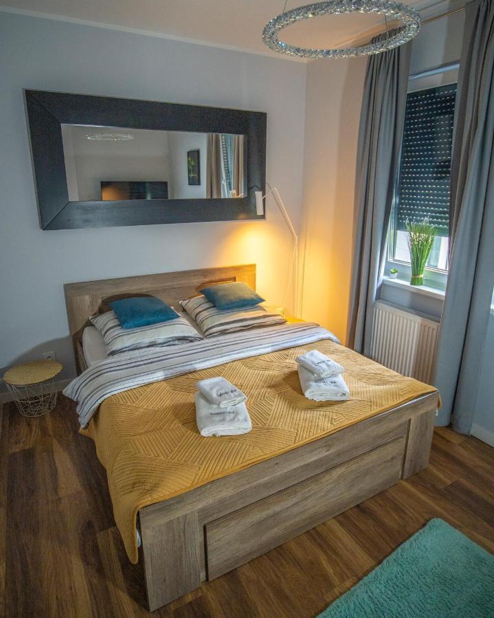 Apartament W Cieplicach Perfekt Jelenia Gora Exterior photo